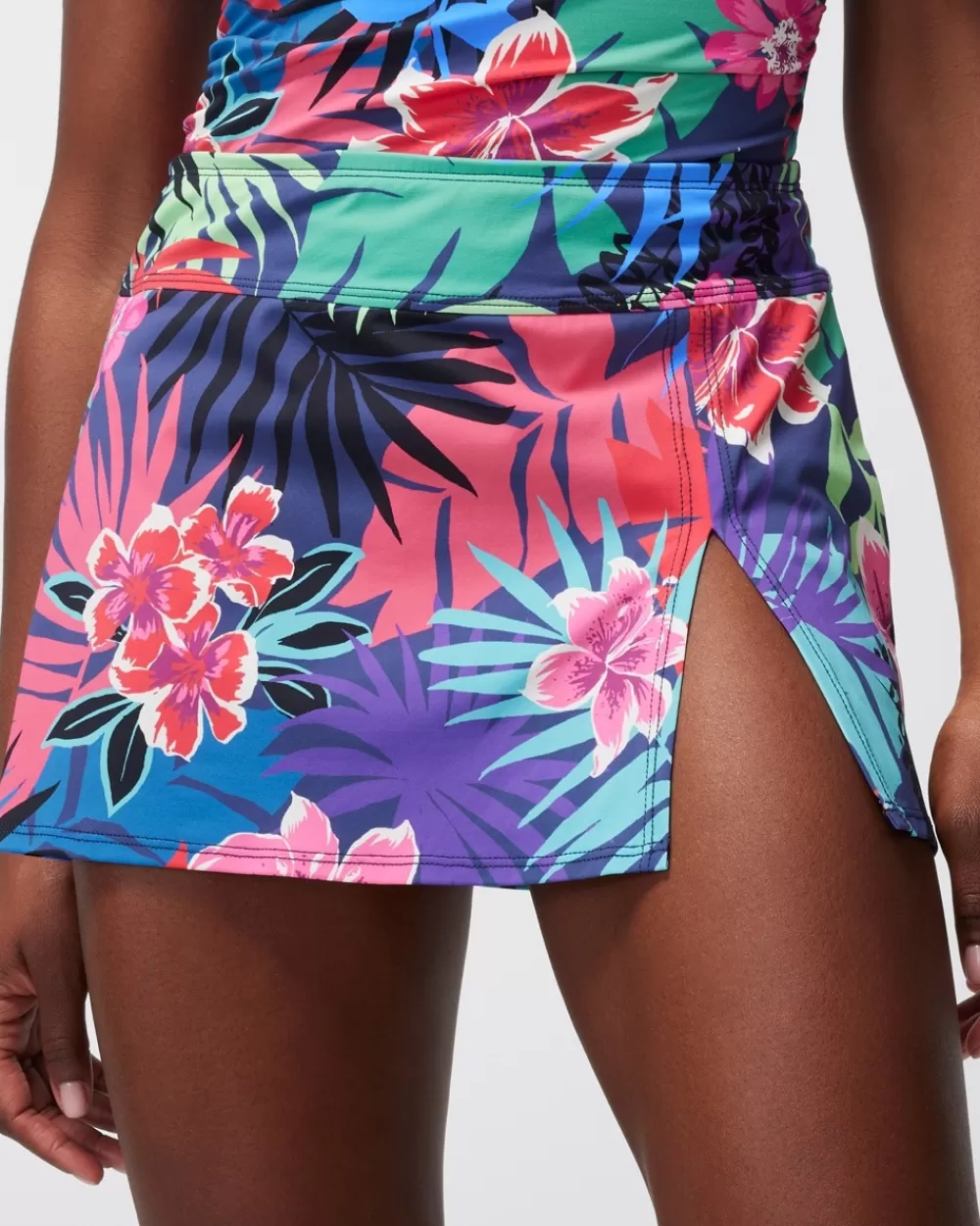 Soma Bleu Rod Hawaiian Punch Skirted Swim Bottoms< Swim Bottoms | Swim Tops