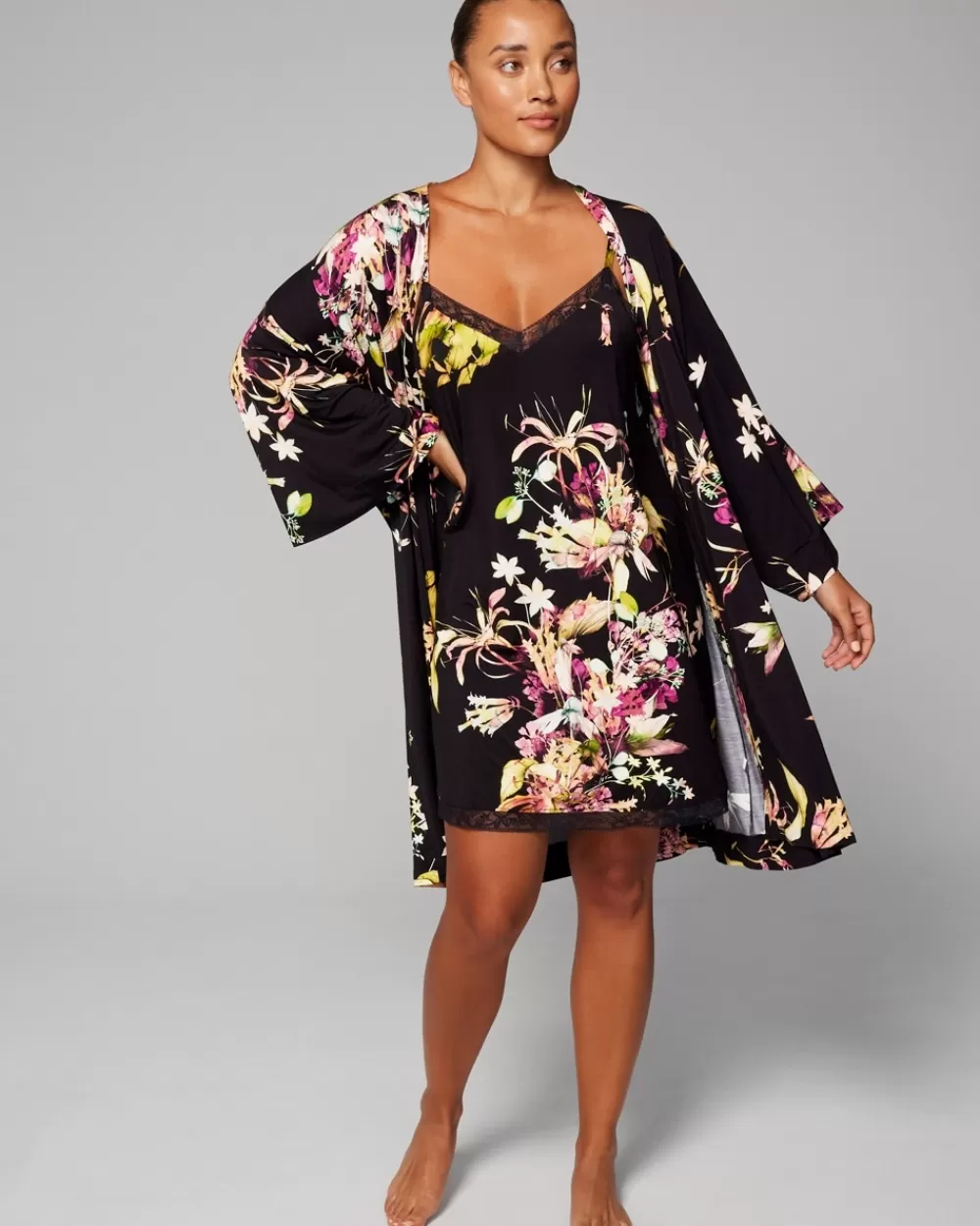 Soma Cool Nights Short Robe< Slippers & Accessories | Robes