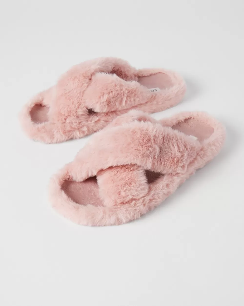 Soma Crossover Slide Slippers< Cool Nights | Slippers & Accessories