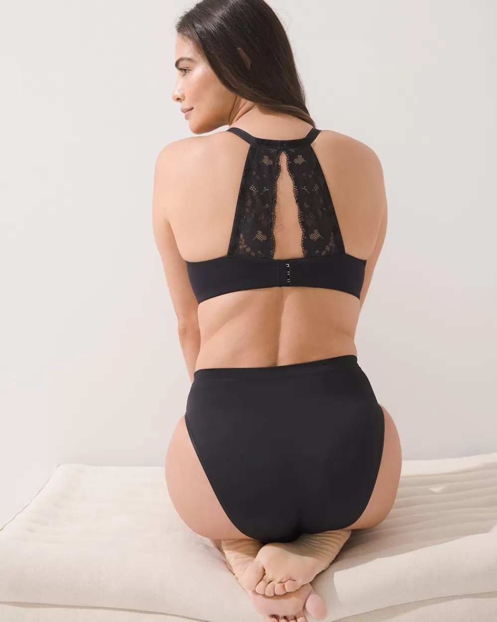 Soma Embraceable Signature Lace Perfect Coverage Racerback Bra< Enbliss | Embraceable