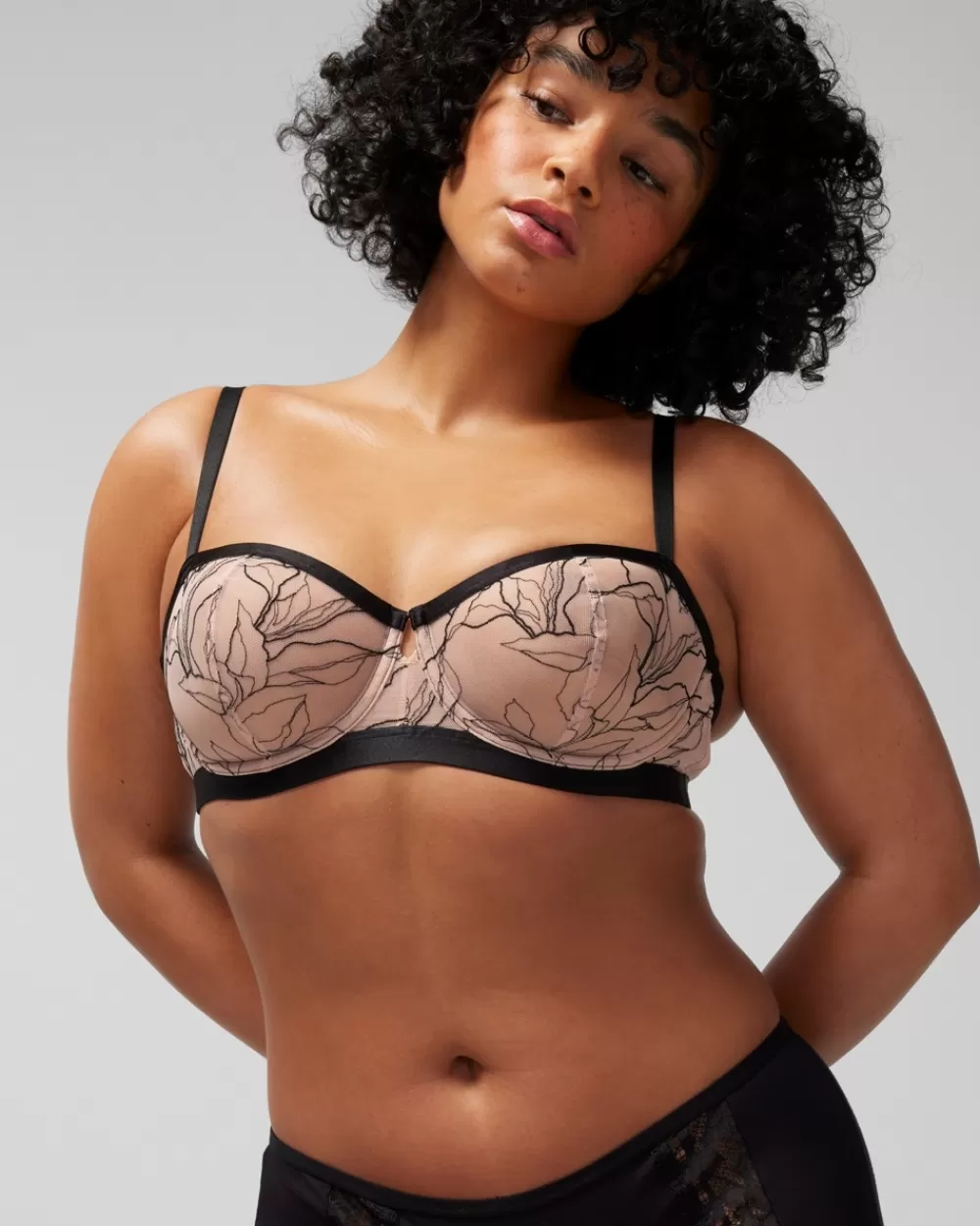 Soma Linework Embroidered Unlined Balconette Bra< Bras