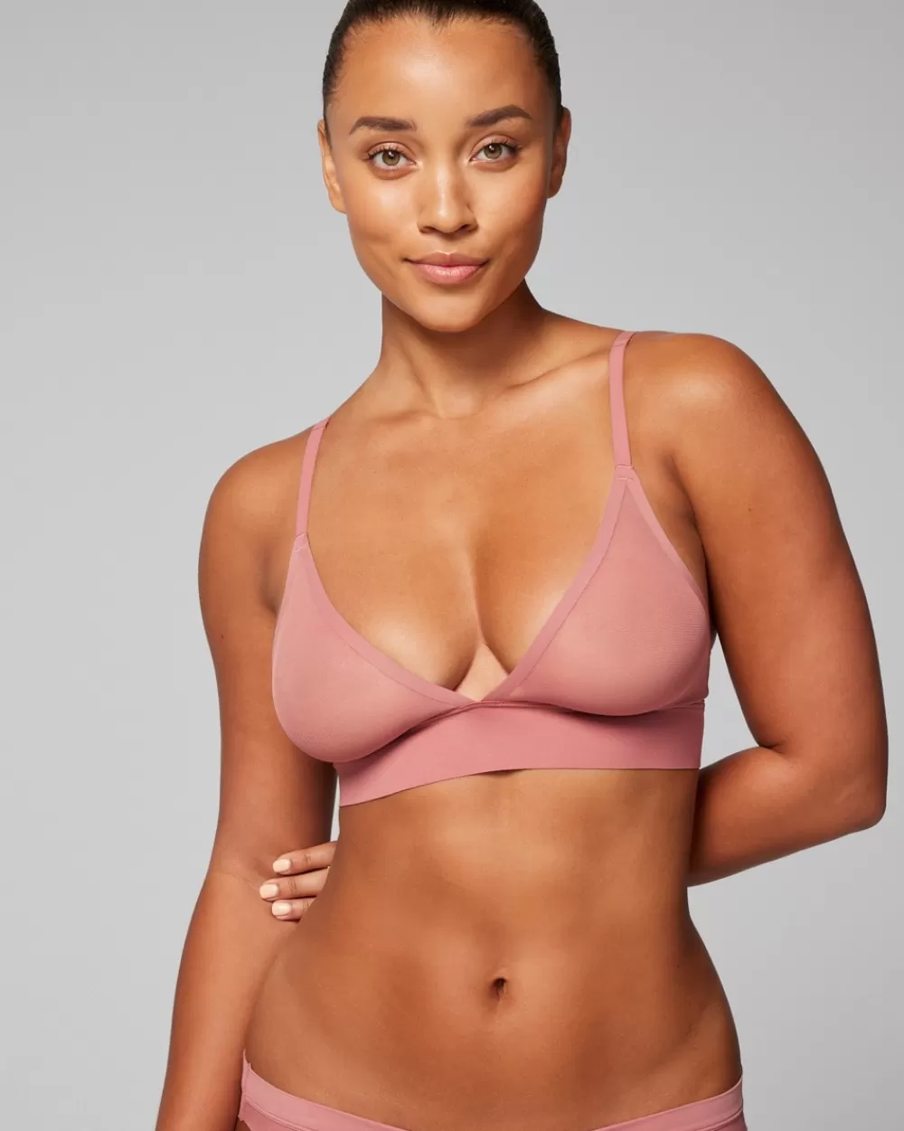 Soma Mesh Triangle Bralette< Bras