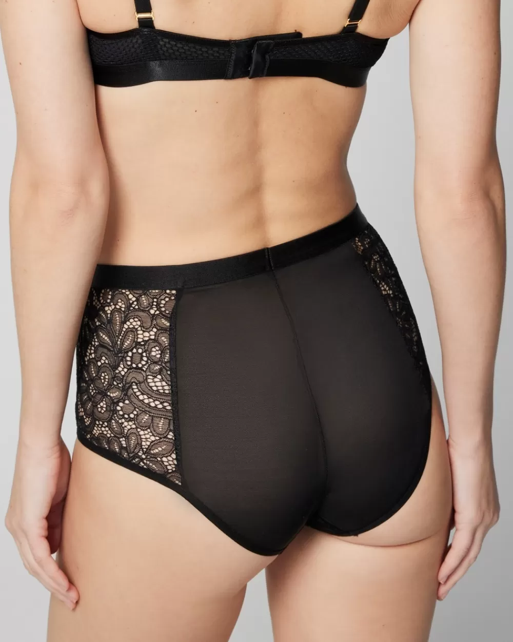 Soma Mixed Media Retro Brief< Lingerie