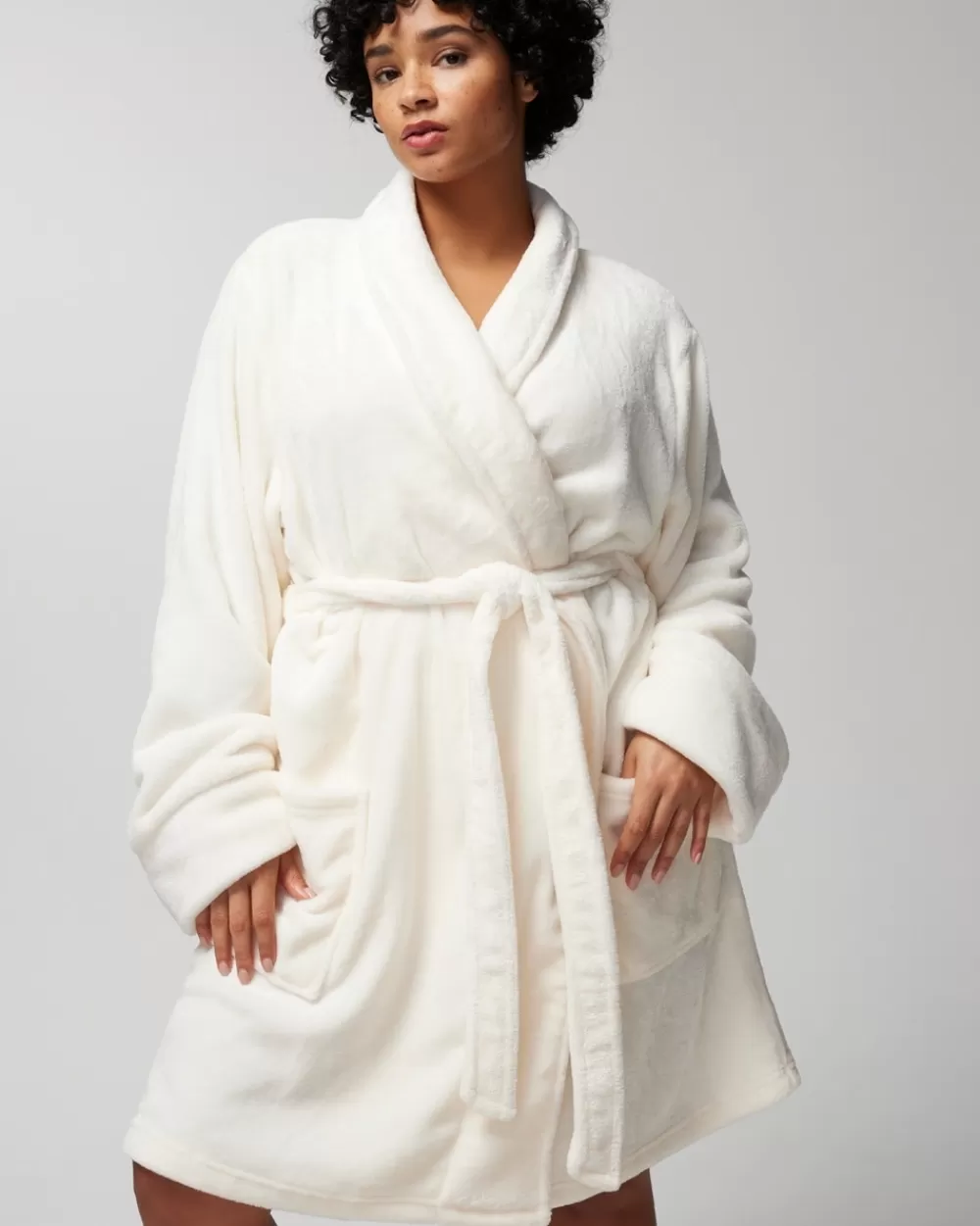 Soma Plush Short Robe< Slippers & Accessories | Robes