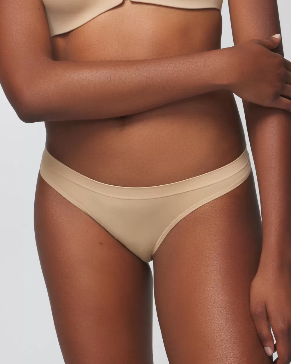 Soma Seamless Thong< Bikinis | Thongs