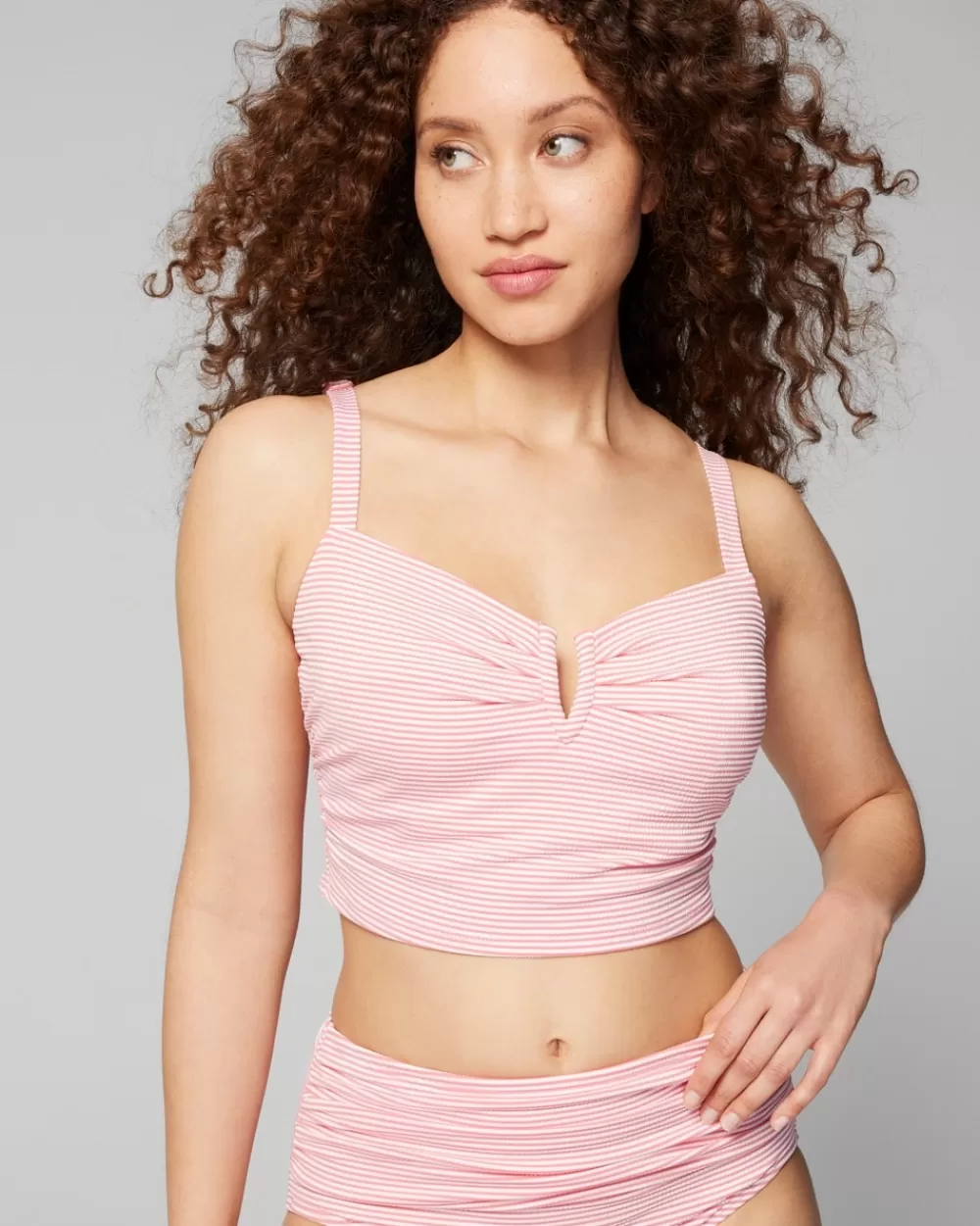 Soma Swim Seersucker V-Wire Cropped Bikini< Swim Tops | One Piece Suits