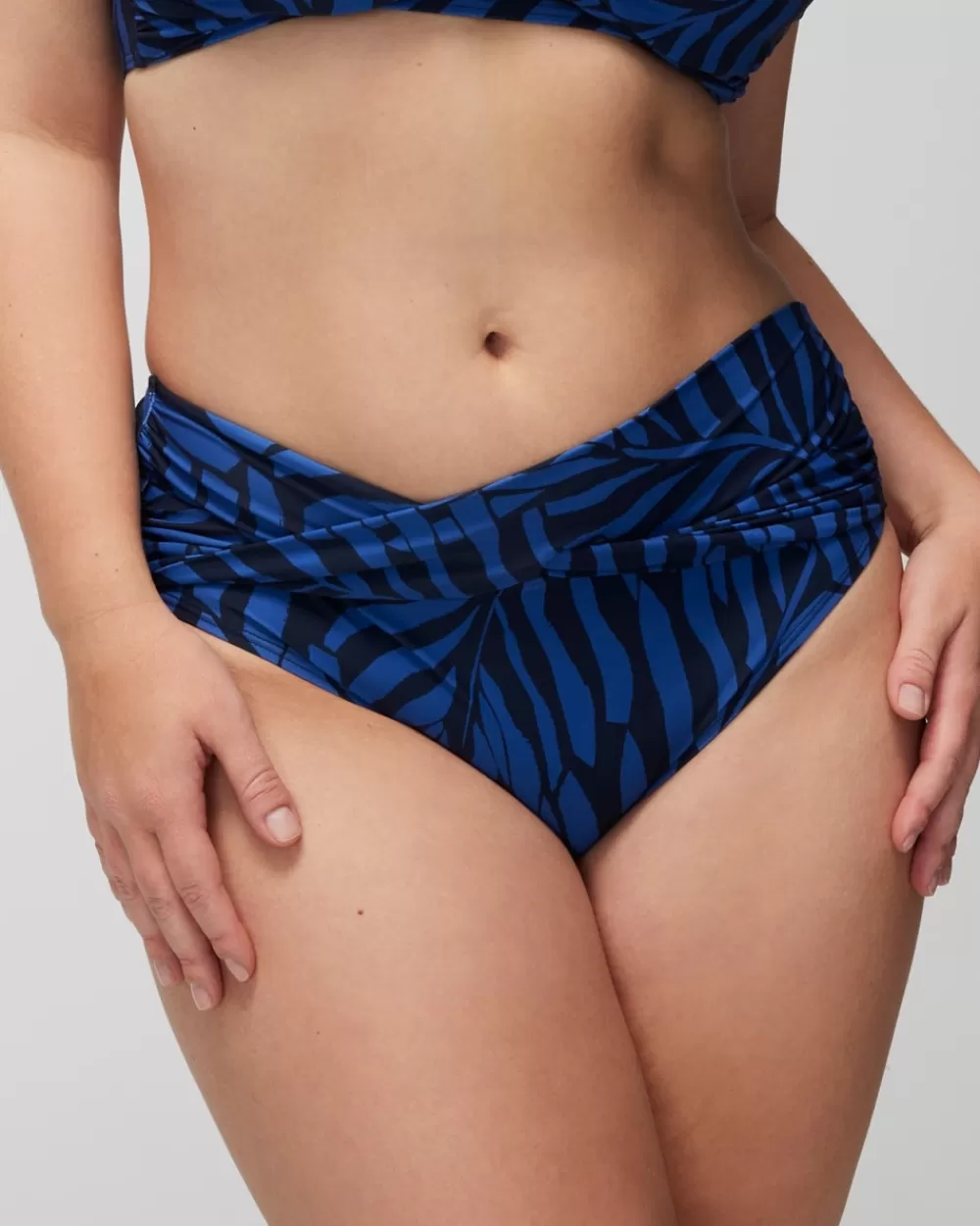 Soma Swim Twist-Front Bikini Bottom< Swim Bottoms | Swim Tops